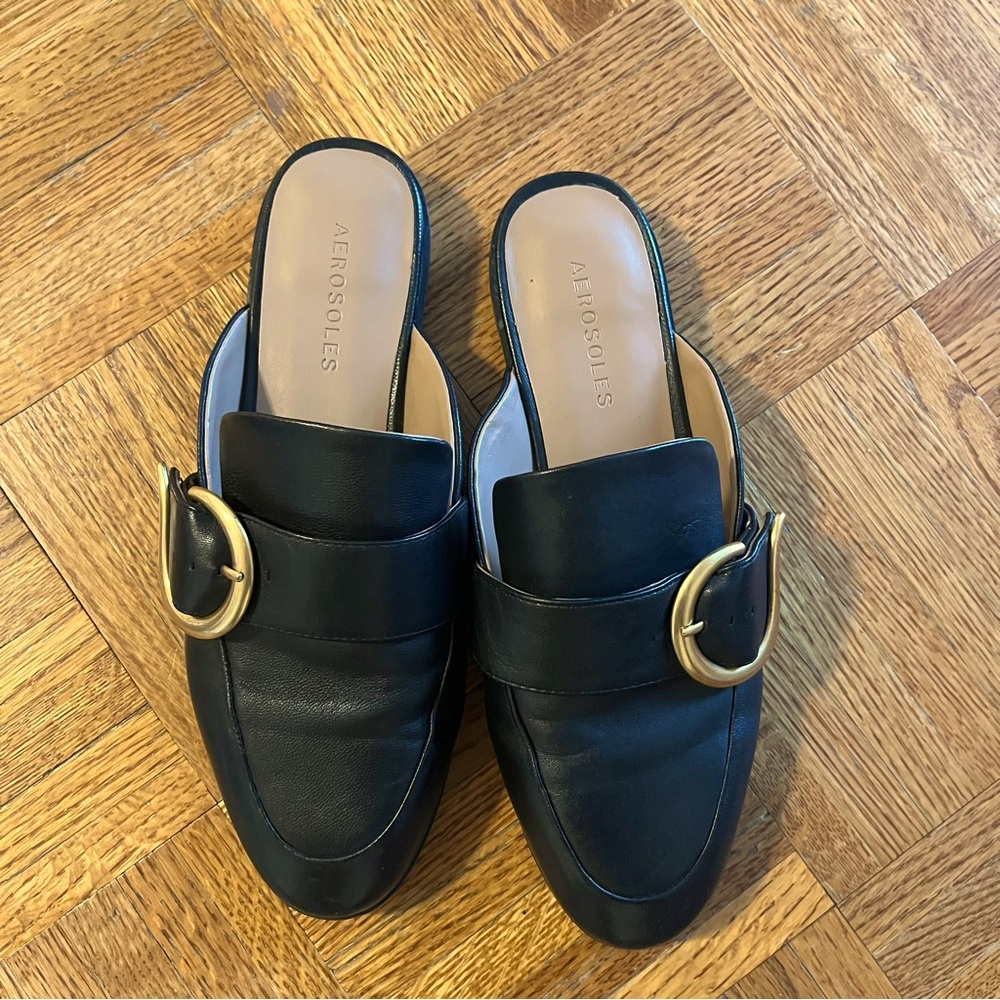 Aerosoles Grandprix Slip On Black Leather Gold Buckle Loafer Mules Size 7.5